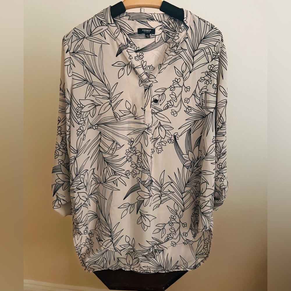 Premise studio off white blouse with black lined pattern
